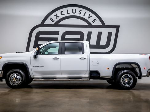 Used 2025 Chevrolet Silverado 3500 LT image 5