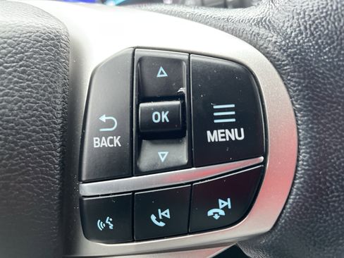 Used 2022 Ford Explorer XLT w/ Equipment Group 202A image 34