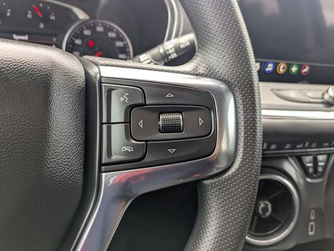 Used 2025 Chevrolet Blazer LT w/ Driver Confidence Package FWD image 22