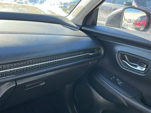 Used 2025 Honda HR-V EX-L image 21