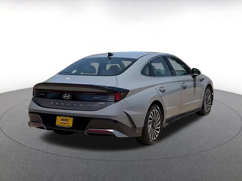 Used 2025 Hyundai Sonata SEL FWD image 15