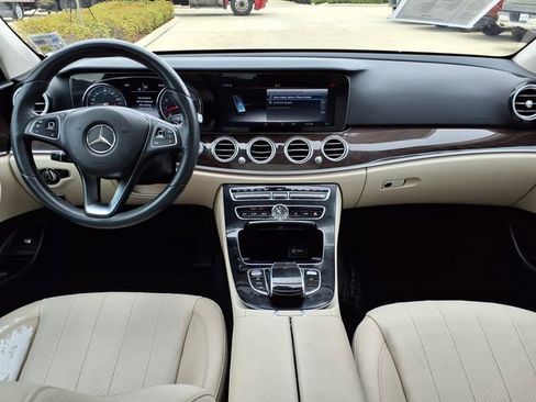 Used 2018 Mercedes-Benz E 300 image 19