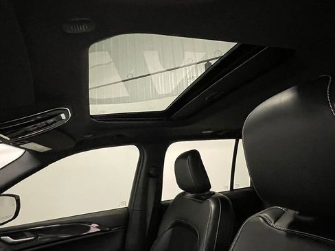 Used 2023 Jeep Grand Cherokee Altitude image 21