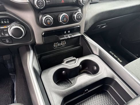 Used 2022 RAM 1500 Big Horn AWD/4WD image 26