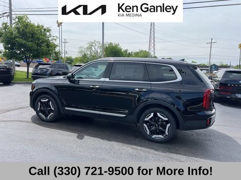 Certified 2024 Kia Telluride S w/ S Sunroof Package AWD/4WD image 16