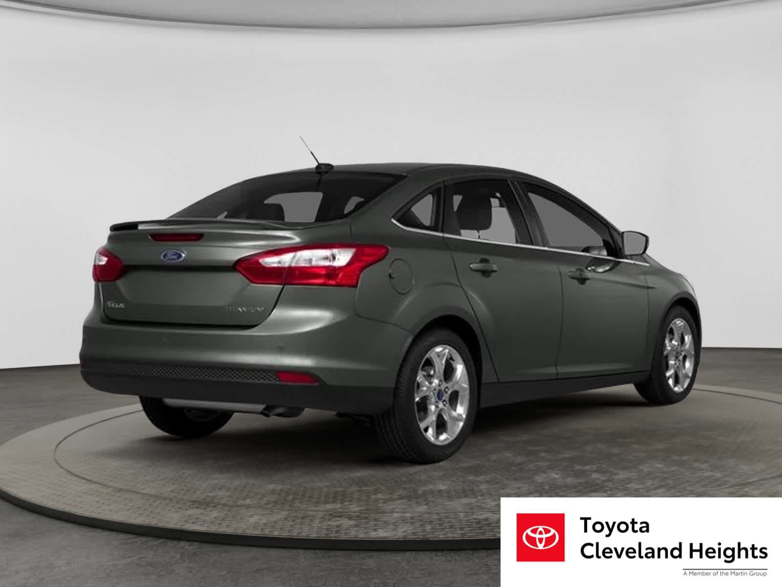 Used 2014 Ford Focus SE FWD image 2