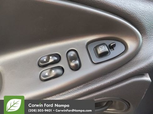 Used 2001 Ford Mustang GT image 11