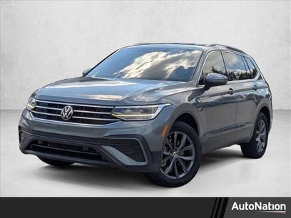 Used 2022 Volkswagen Tiguan SE