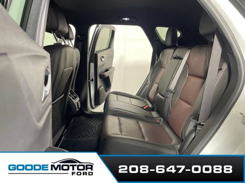 Used 2019 Chevrolet Blazer RS FWD image 19
