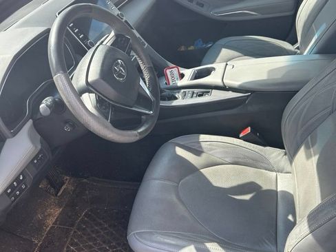 Used 2020 Toyota Avalon Limited w/ Advanced Safety Package FWD image 7