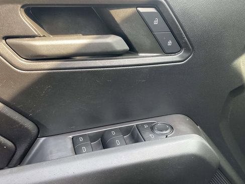 Used 2023 Chevrolet Colorado W/T image 18