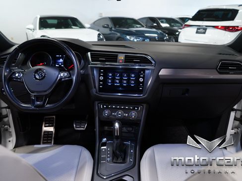 Used 2021 Volkswagen Tiguan SE R-Line FWD image 33