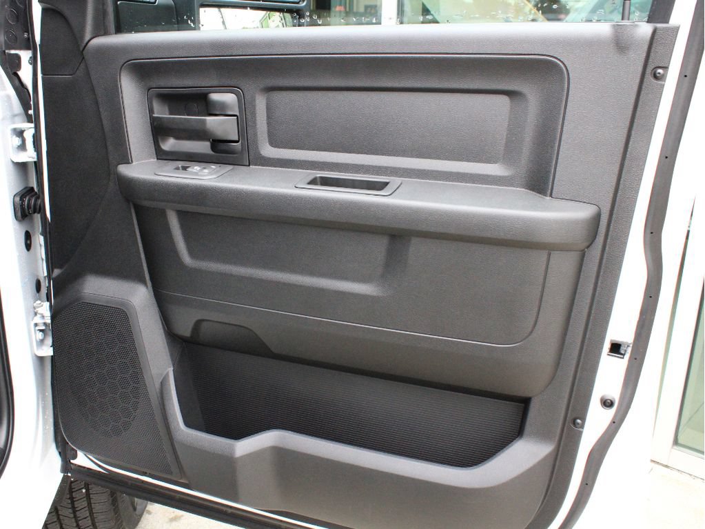 New 2027 RAM 3500 Tradesman w/ Chrome Appearance Group A AWD/4WD image 24