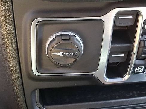 Used 2024 Jeep Gladiator Sport AWD/4WD image 28
