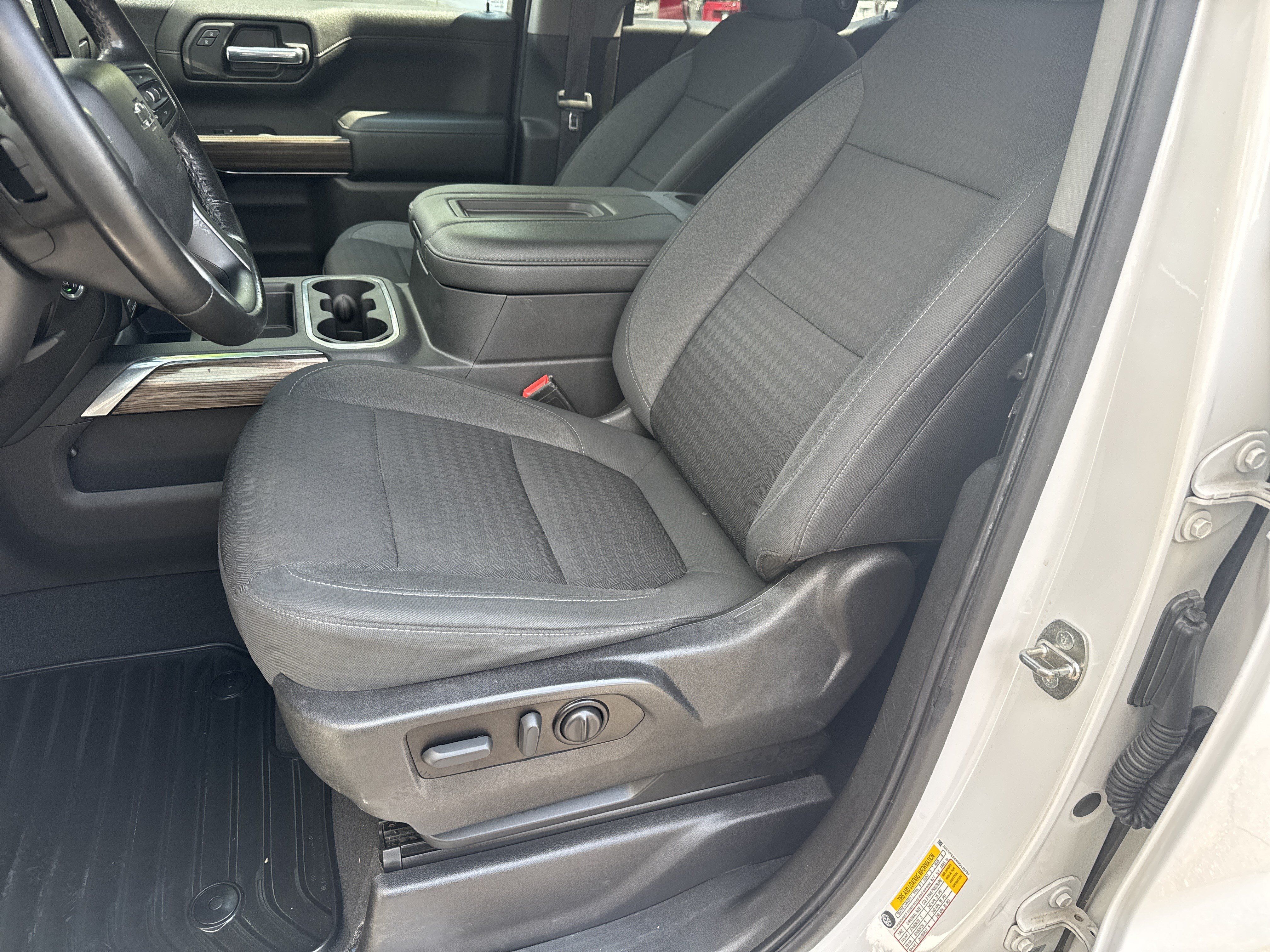 Used 2022 Chevrolet Silverado 1500 RST w/ All Star Edition Plus AWD/4WD image 9