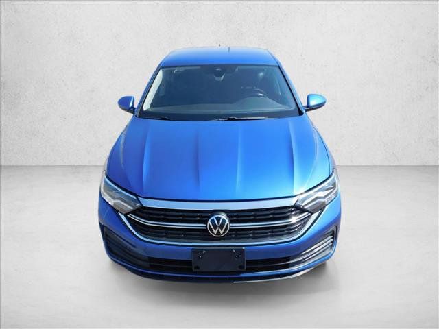Used 2024 Volkswagen Jetta S FWD image 3