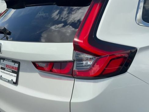 Used 2024 Honda CR-V EX image 10