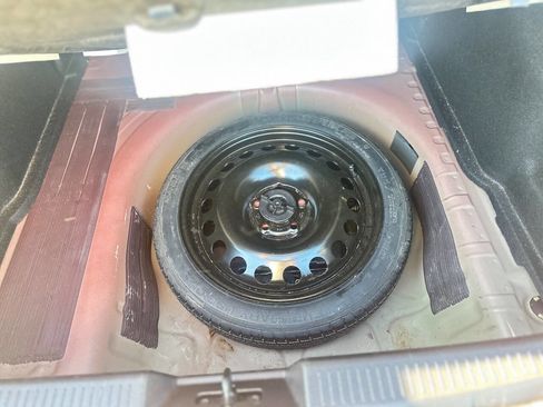 Used 2012 Chevrolet Sonic LTZ image 8