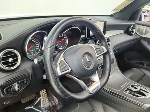 Used 2019 Mercedes-Benz GLC 63 AMG 4MATIC image 21