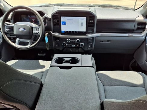 Used 2025 Ford F150 XLT w/ Equipment Group 301A Standard RWD image 9