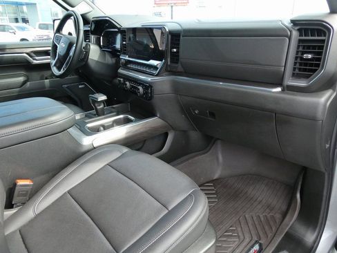 Certified 2024 Chevrolet Silverado 1500 LTZ w/ Technology Package AWD/4WD image 17