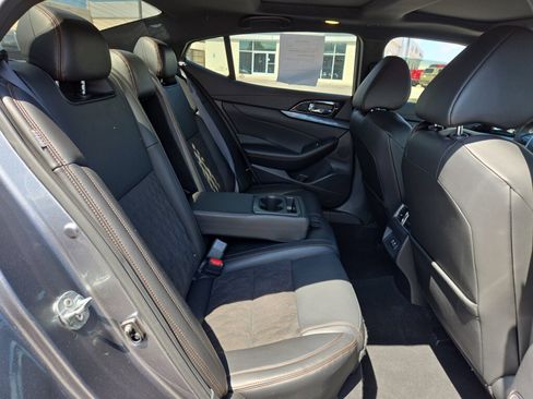 Used 2023 Nissan Maxima SR w/ Sport Mat Group FWD image 14