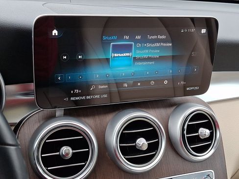 Certified 2022 Mercedes-Benz GLC 300 4MATIC image 17