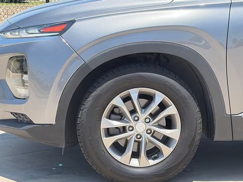 Used 2020 Hyundai Santa Fe SE w/ Cargo Package FWD image 5