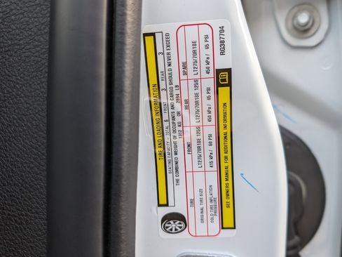 Used 2024 RAM 2500 Big Horn w/ Bed Utility Group image 36