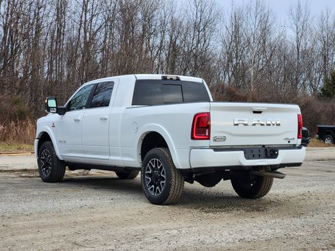 Used 2025 RAM 3500 Longhorn image 12