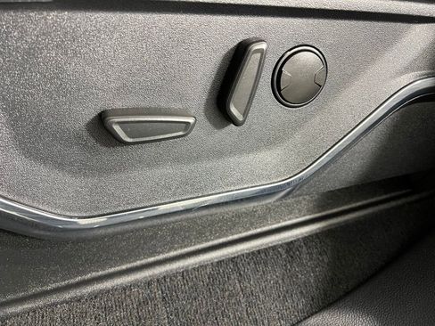 Used 2023 Ford F450 Lariat w/ Lariat Ultimate Package image 26