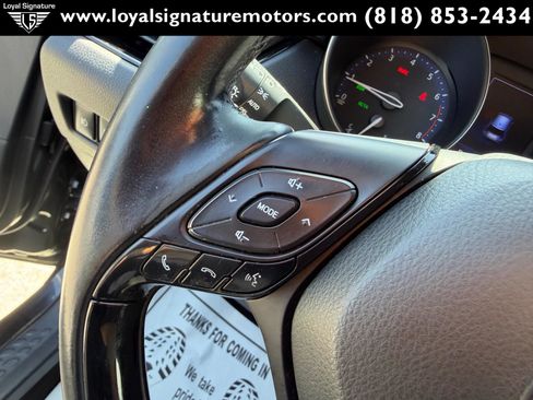 Used 2018 Toyota C-HR XLE FWD image 28