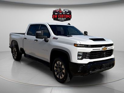 Used 2025 Chevrolet Silverado 2500 Custom w/ Custom Value Package