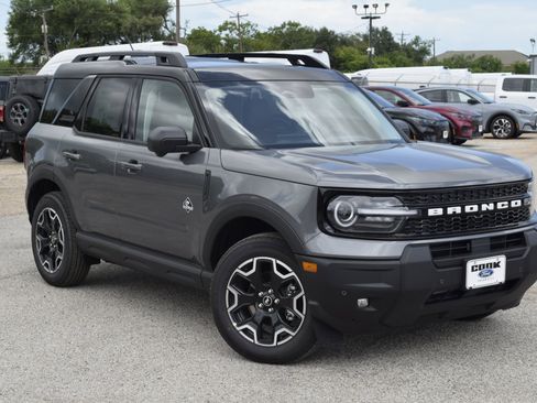 New 2025 Ford Bronco Sport Outer Banks w/ Outer Banks Tech Package+ image 3