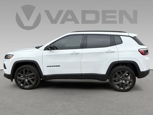 New 2026 Jeep Compass Latitude image 7
