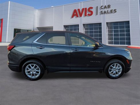 Used 2023 Chevrolet Equinox LT image 5