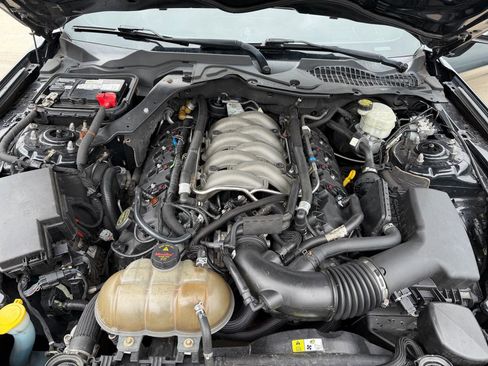 Used 2015 Ford Mustang GT RWD image 13