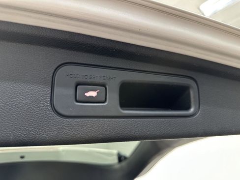 Certified 2023 Honda Odyssey Elite image 32