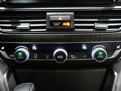 Used 2020 Honda Accord EX image 22