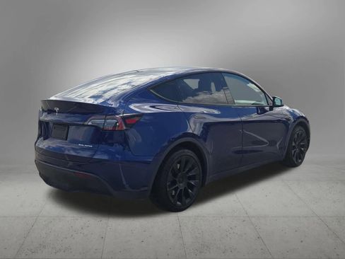 Used 2020 Tesla Model Y Long Range image 6