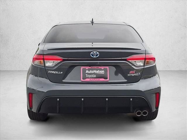 Used 2023 Toyota Corolla SE w/ SE Package FWD image 7