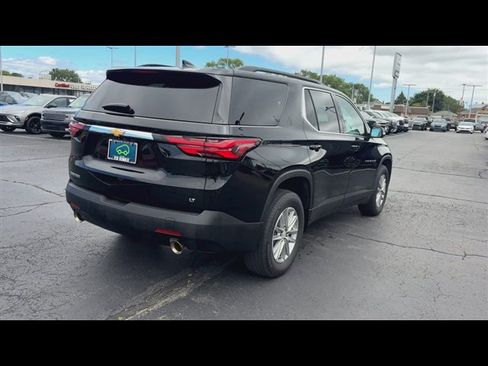 Certified 2023 Chevrolet Traverse LT FWD image 8