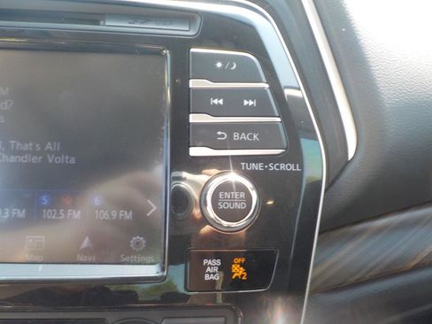 Used 2017 Nissan Maxima Platinum image 20