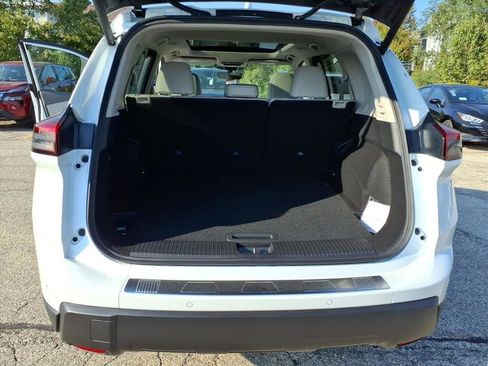 New 2026 Nissan Rogue SV w/ SV Premium Package image 31