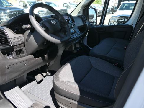 New 2024 RAM ProMaster 2500 w/ Convenience Group image 10