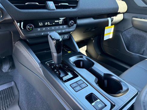 New 2026 Subaru Outback Limited AWD/4WD image 26