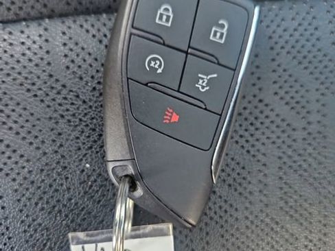 Used 2025 Chevrolet Equinox LT w/ Convenience Package II FWD image 30