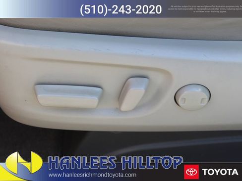 Used 2018 Toyota Sienna XLE Premium w/ Carpet Mat Package FWD image 14