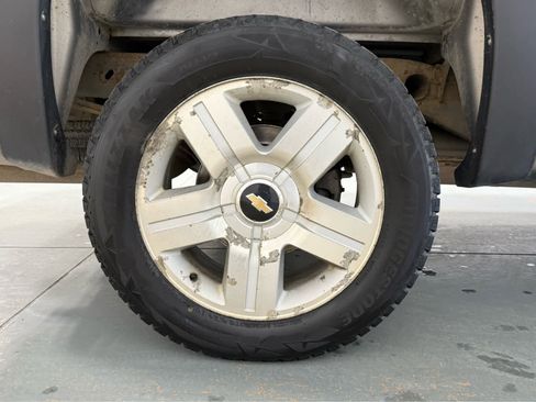 Used 2007 Chevrolet Silverado 1500 LTZ w/ Safety Package image 10