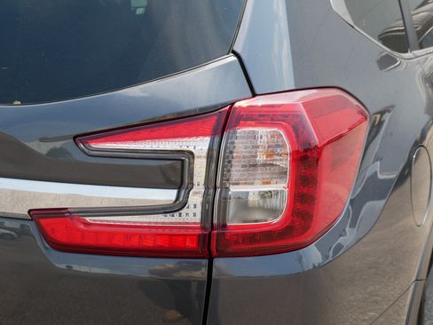 Used 2023 Subaru Ascent Touring AWD/4WD image 17